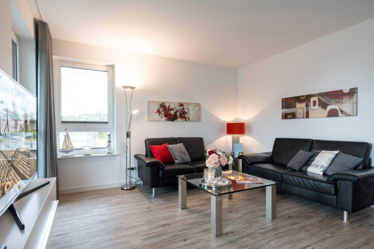 Appartement "Opal" Mit Penthouseflair - Oase Am Haff Garz  Room photo